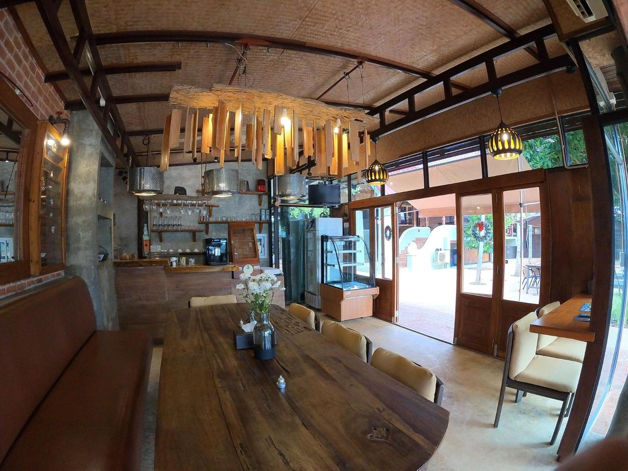 Tolani Riverside Villa Chiang Mai Ngoại thất bức ảnh