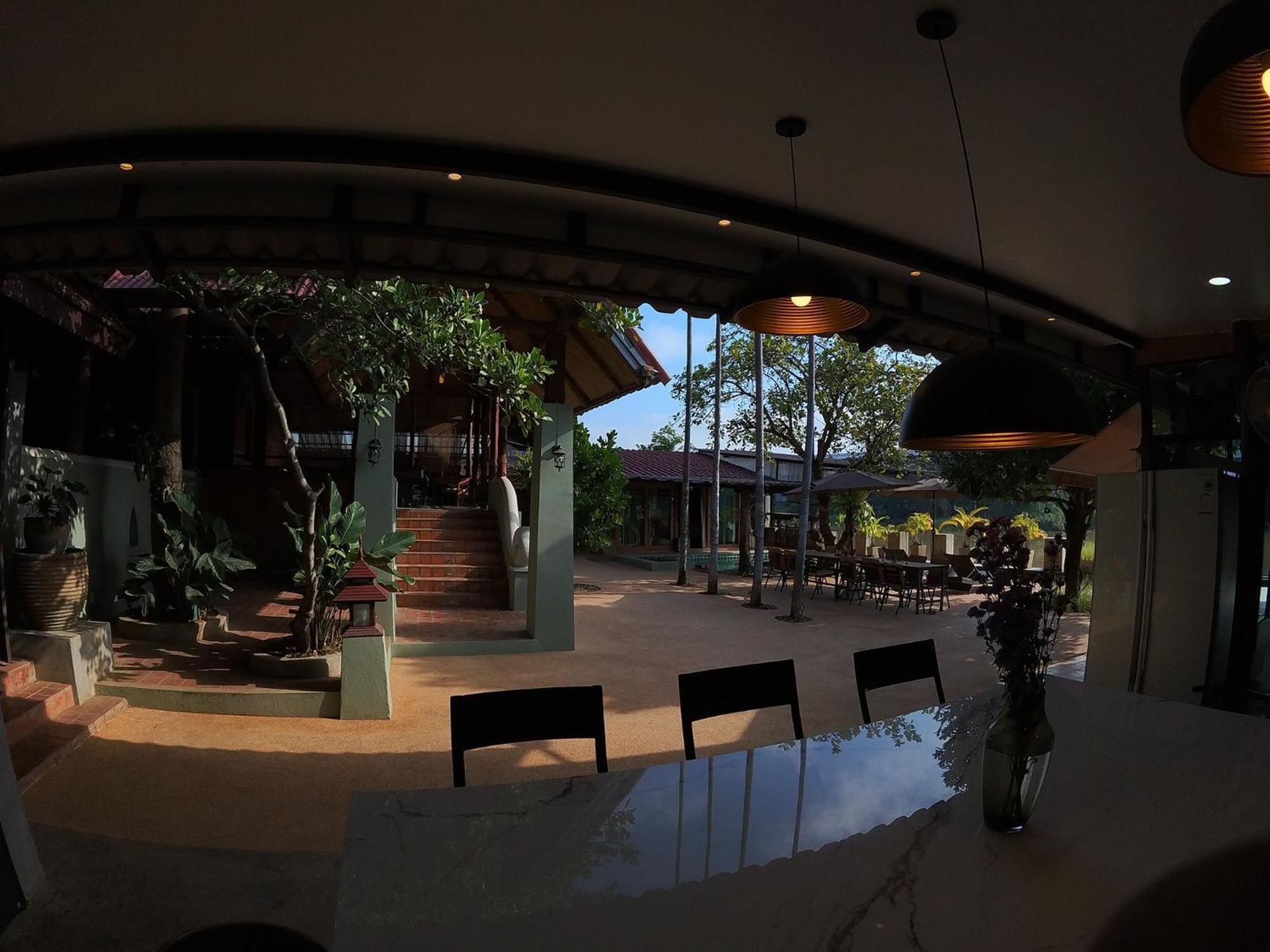 Tolani Riverside Villa Chiang Mai Ngoại thất bức ảnh